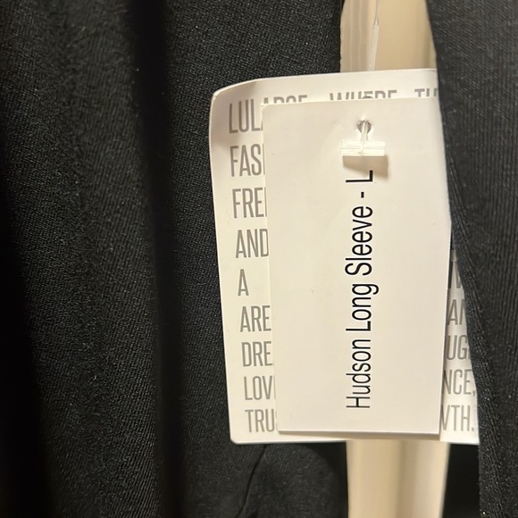 3/$30 NWT Lularoe Hudson large - Picture 4 of 5